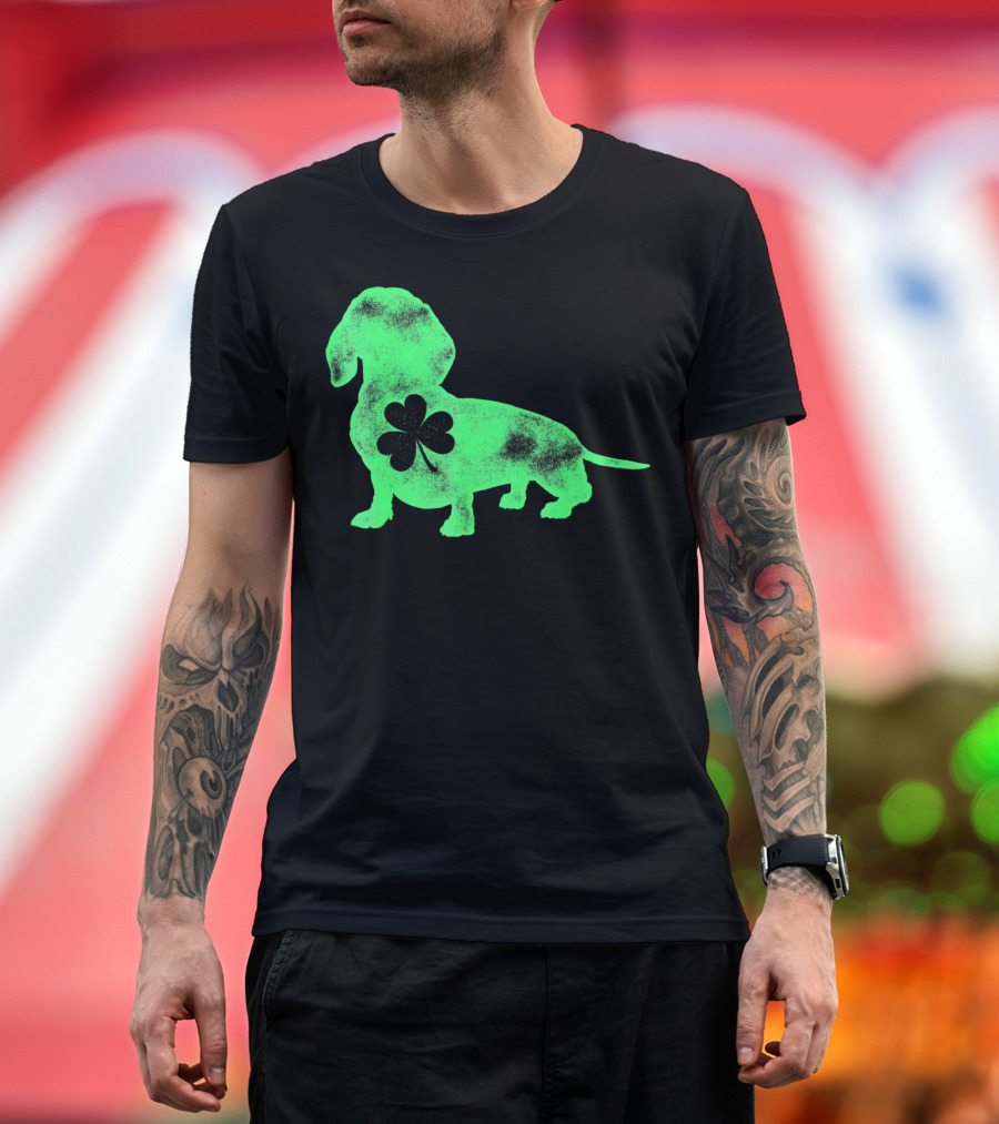 Dachshund Shamrock St Patricks Day Dog Lover Men T-Shirt