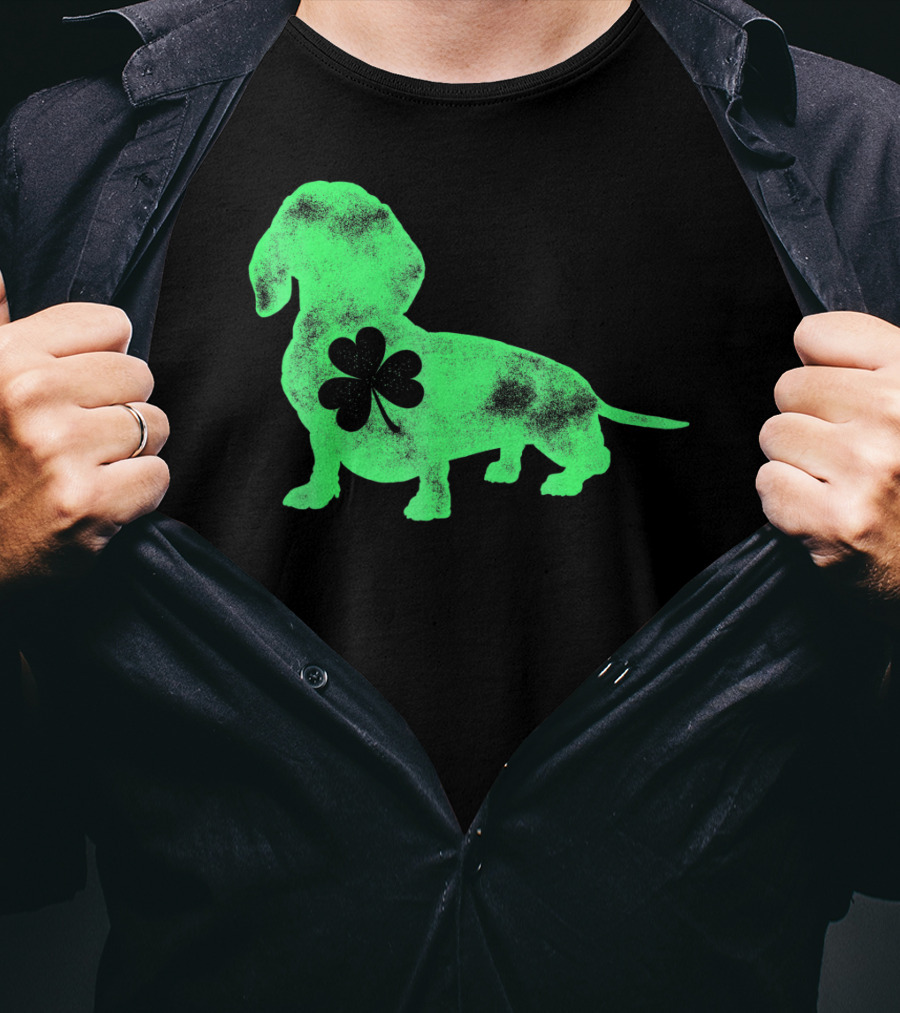 Dachshund Shamrock St Patricks Day Dog Lover Men T-Shirt