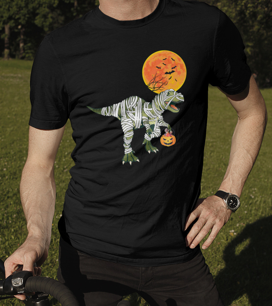 Dinosaur Halloween Mummy With Pumpkin And Full Moon Background T-Shirt