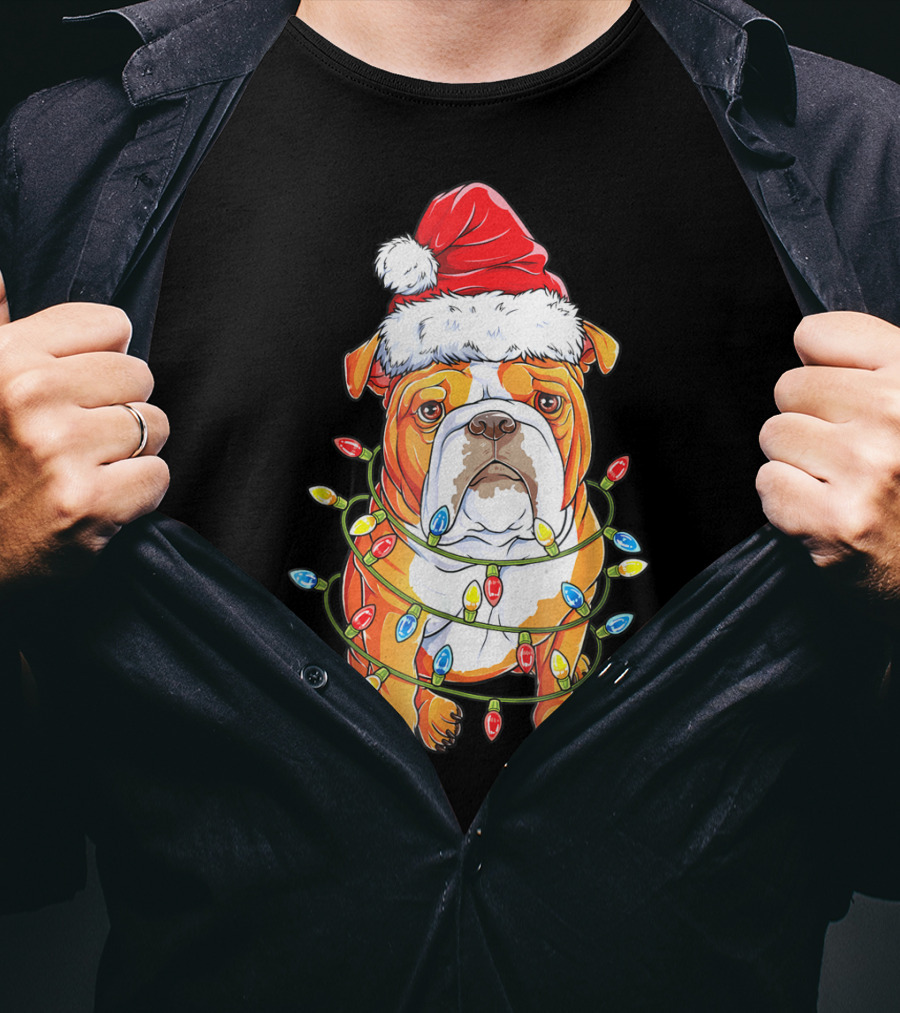 English Bulldog Santa Hat Wrapped In Christmas Lights Holiday Festive Fun T-Shirt