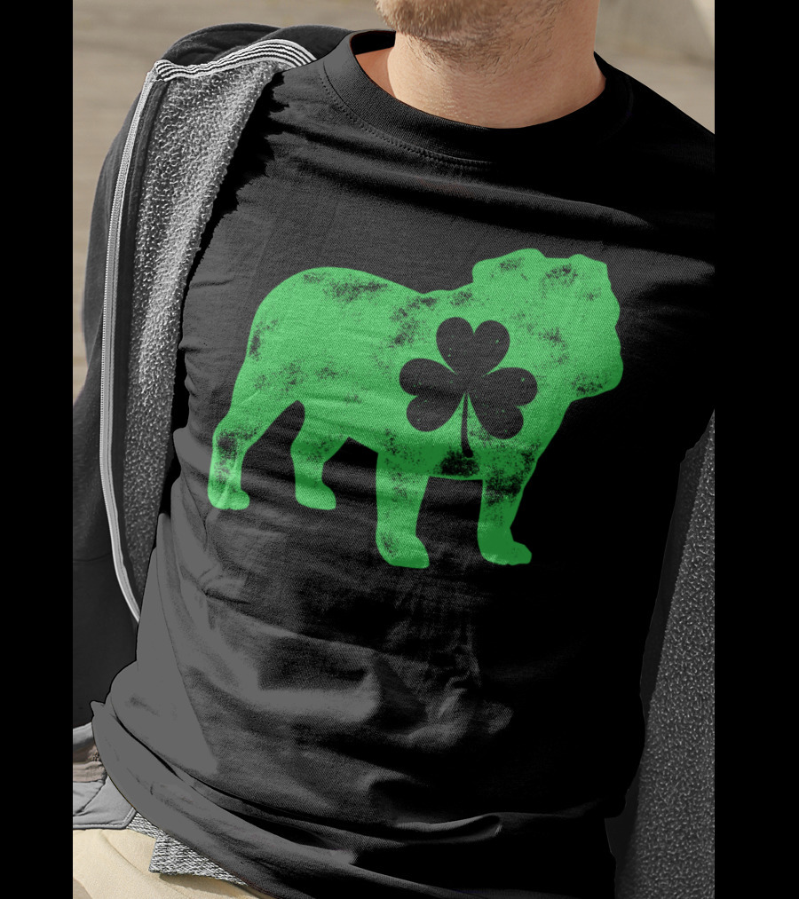 English Bulldog Shamrock St Patricks Day Men Dog T-Shirt
