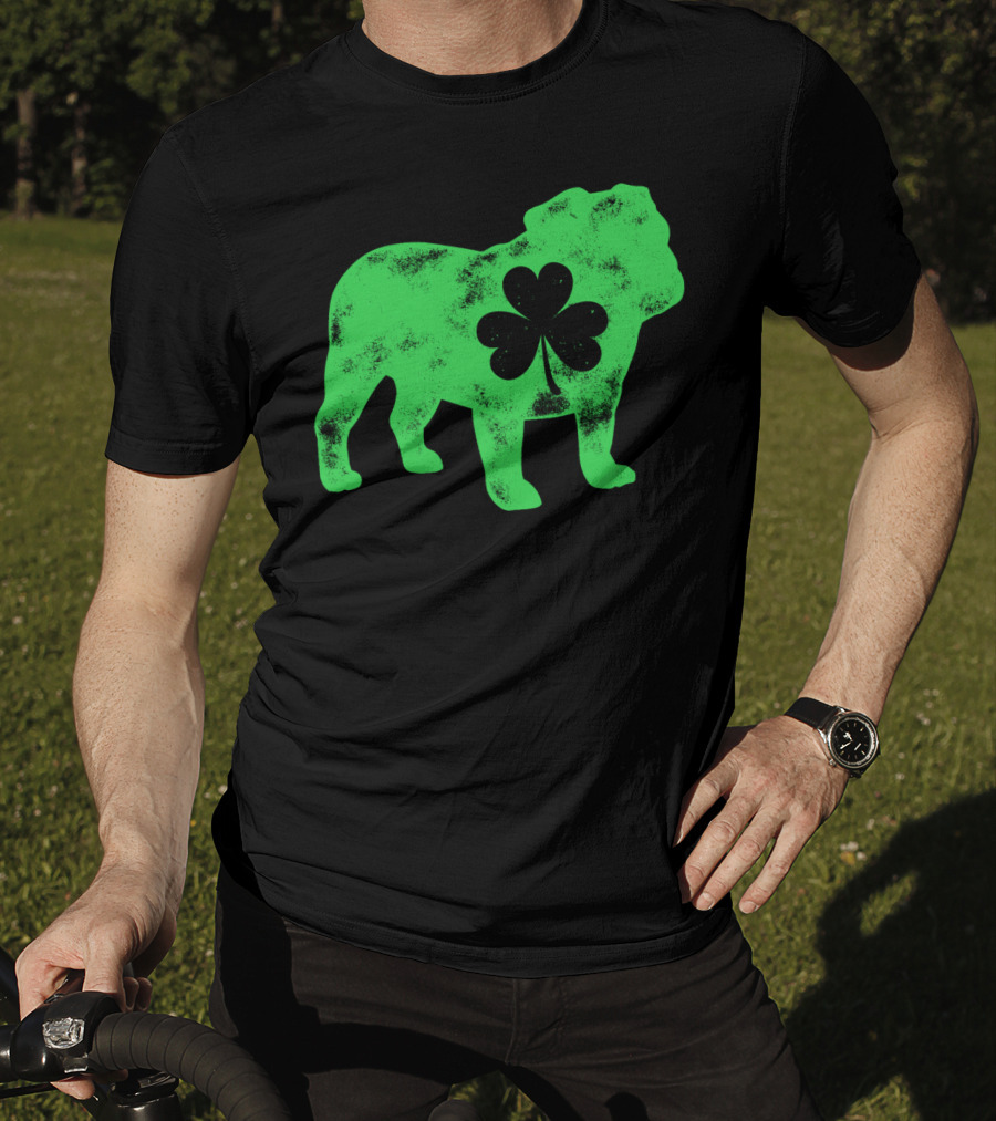 English Bulldog Shamrock St Patricks Day Men Dog T-Shirt