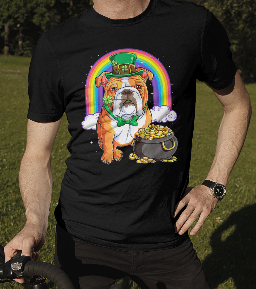 English Bulldog Leprechaun St Patricks Day Rainbow Gold Pot T-Shirt