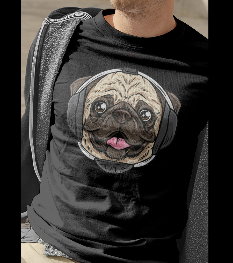 Pug Wearing Funny Wrestling Headgear T-Shirt