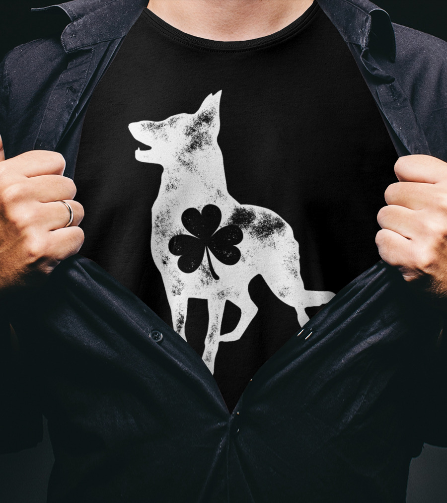 German Shepherd Dog With Shamrock St Patricks Day Men T-Shirt