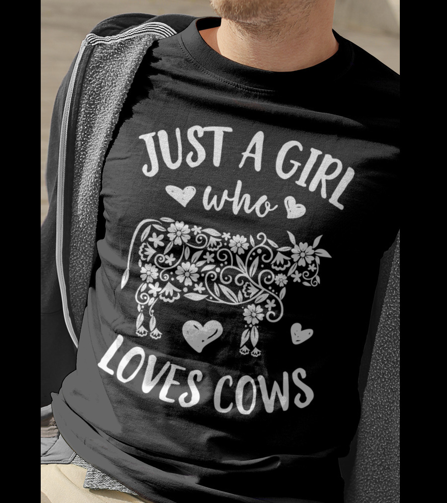 Just A Girl Who Loves Cows Floral Cow Lover T-Shirt