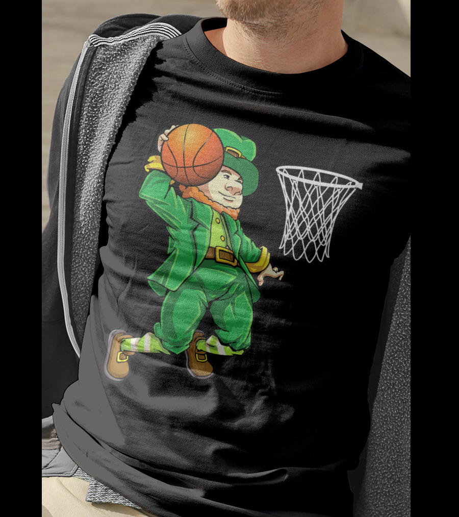Leprechaun Slam Dunk Basketball St Patricks Day Boys T-Shirt