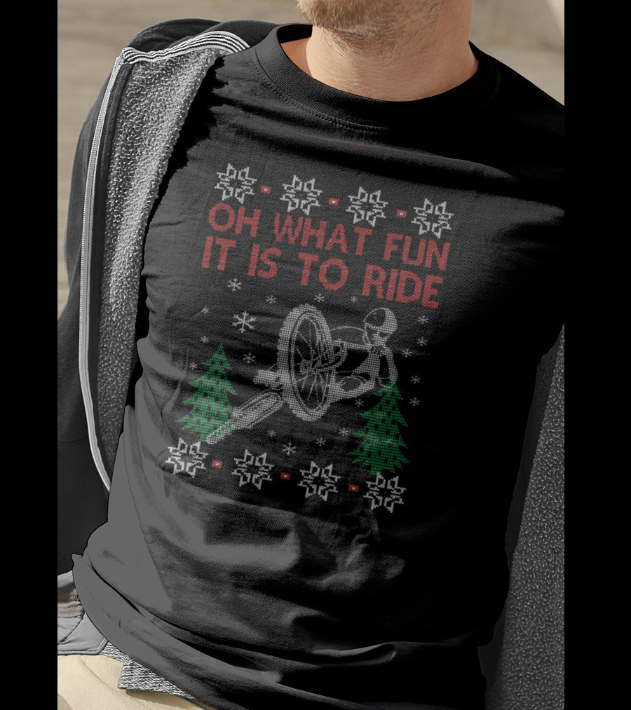 Oh What Fun It Is To Ride Cycling Christmas Snowflakes Trees T-Shirt