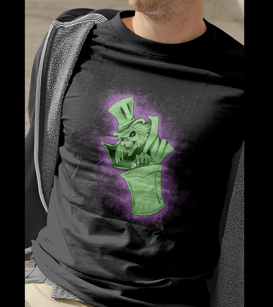 Hatbox Ghost Spooky Green Glow T-Shirt