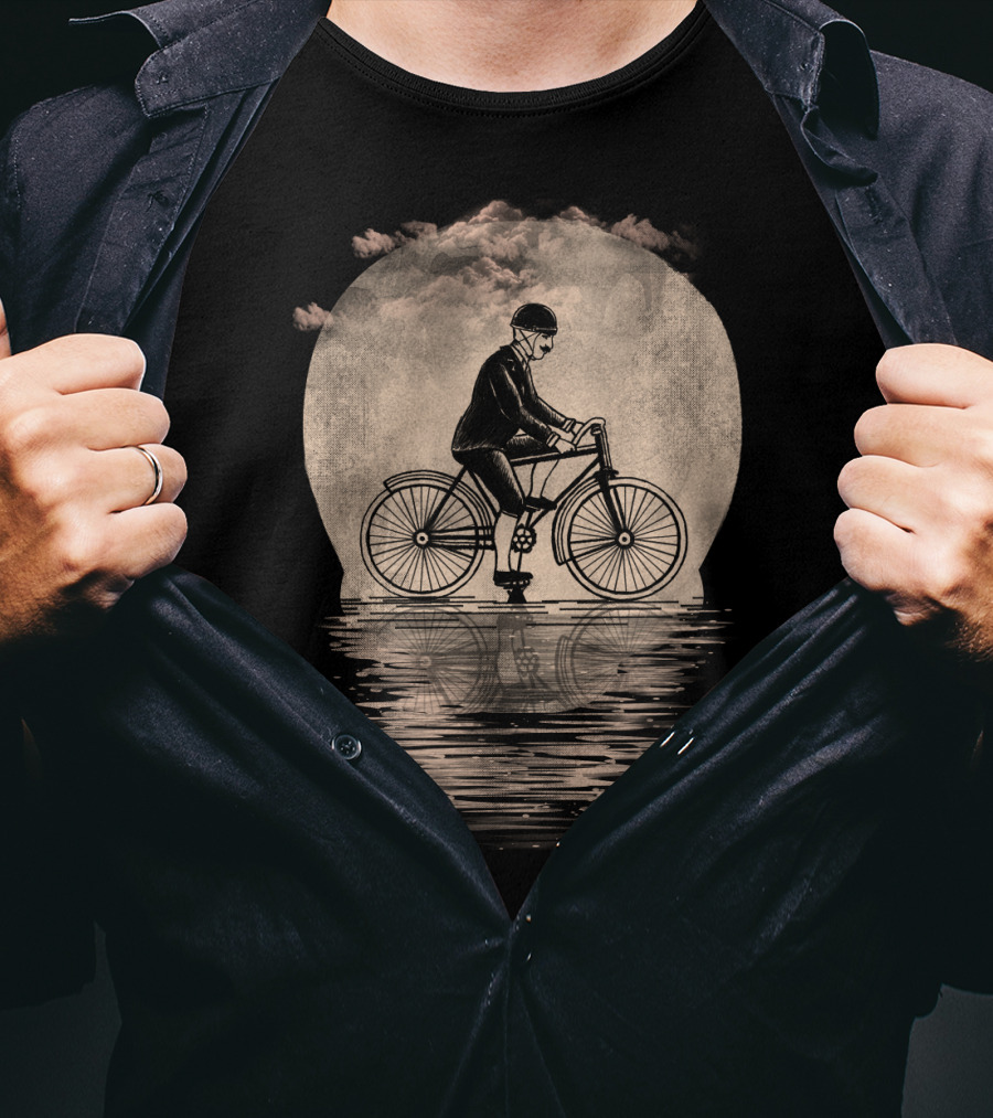 Live To Ride Cloudy Reflection Vintage Cyclist T-Shirt
