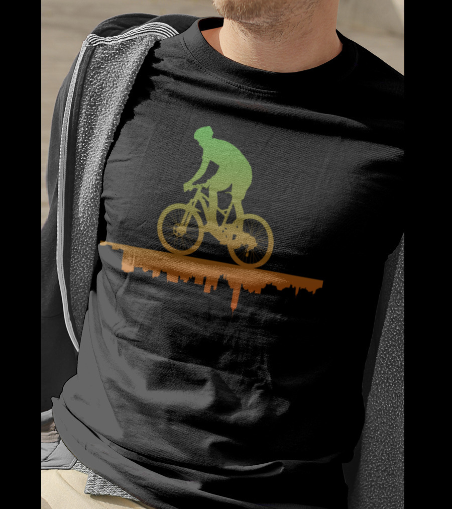 MTB Free Your Mind Cyclist Urban Skyline Gradient T-Shirt