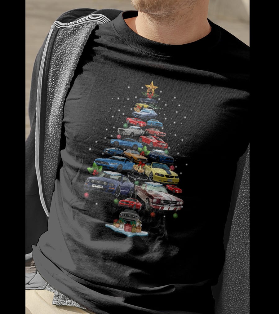 Mustang Christmas Car Tree Festive Display T-Shirt