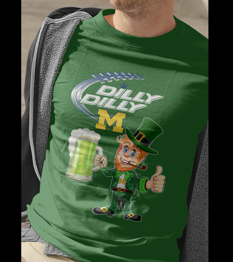 Dilly Dilly M Patrick Football Leprechaun With Green Beer T-Shirt