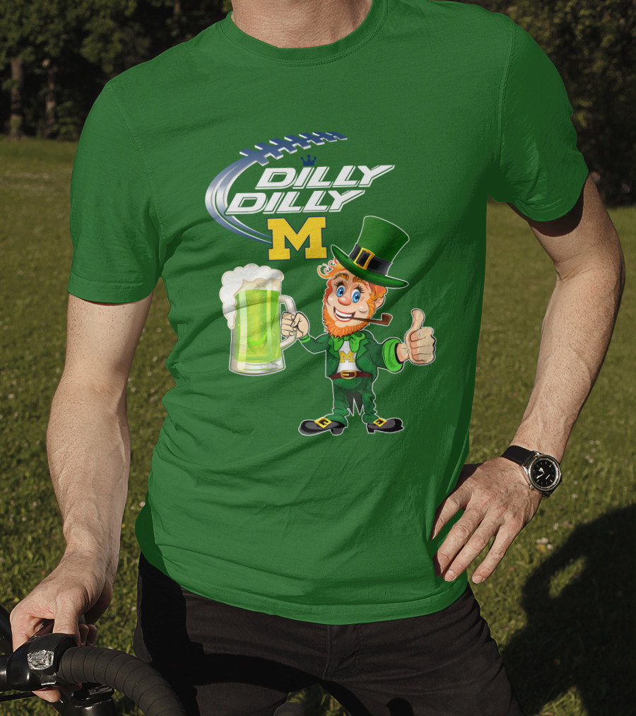 Dilly Dilly M Patrick Football Leprechaun With Green Beer T-Shirt