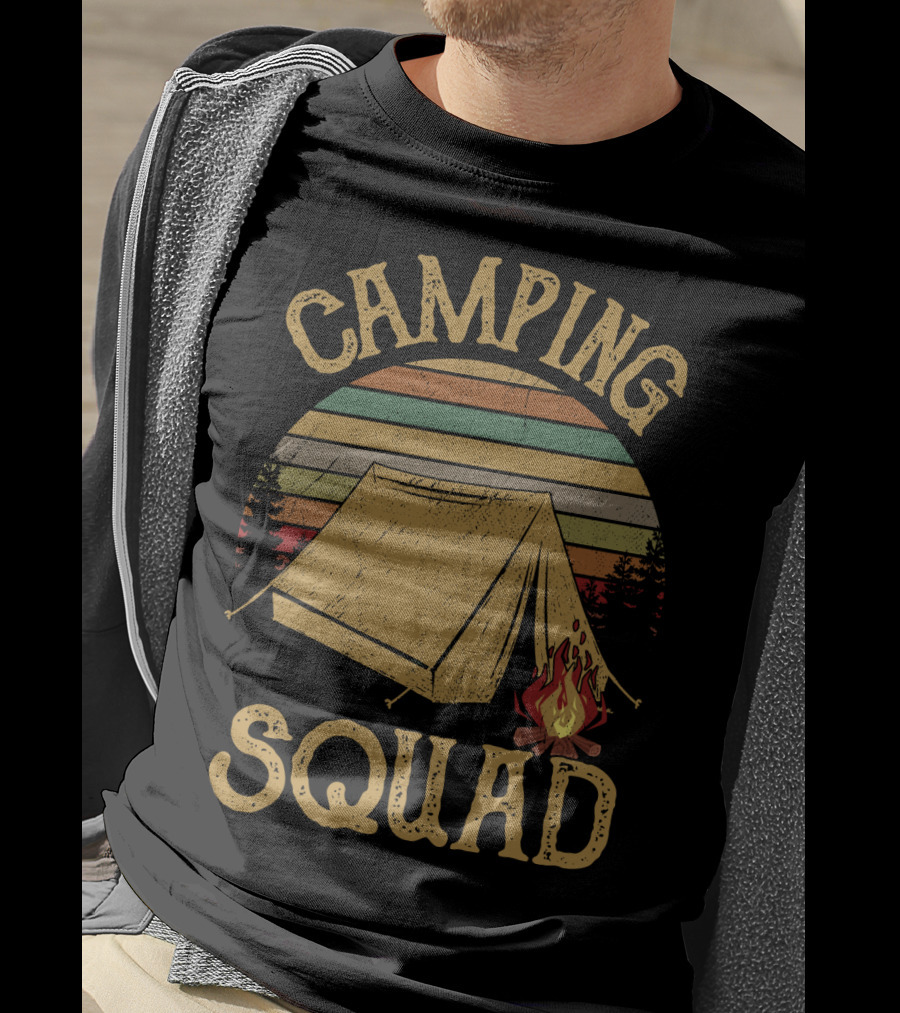 CAMPING SQUAD Vintage Campfire Tent Retro Sunset T-Shirt
