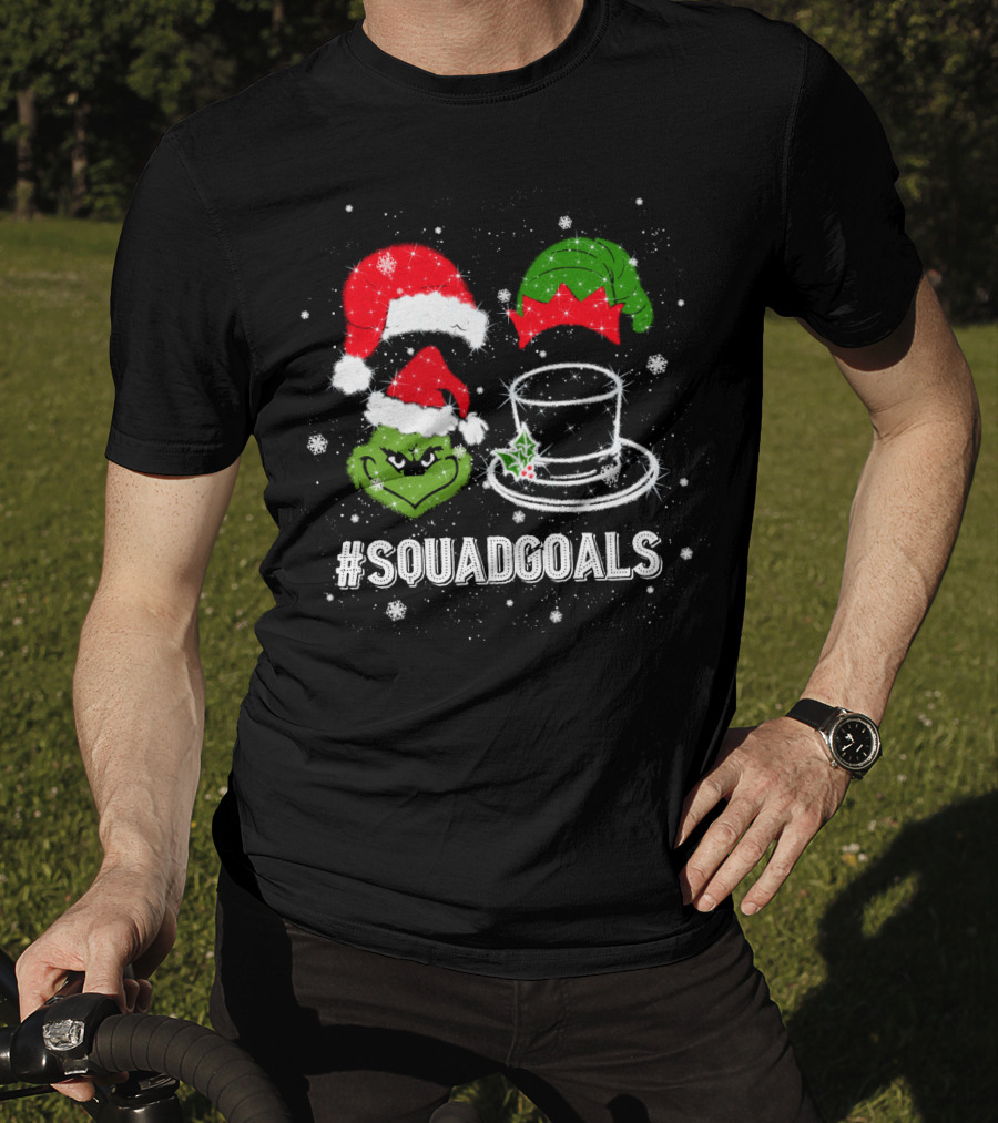 Christmas #SquadGoals Grinch Santa Elf Top Hat Snowflakes T-Shirt