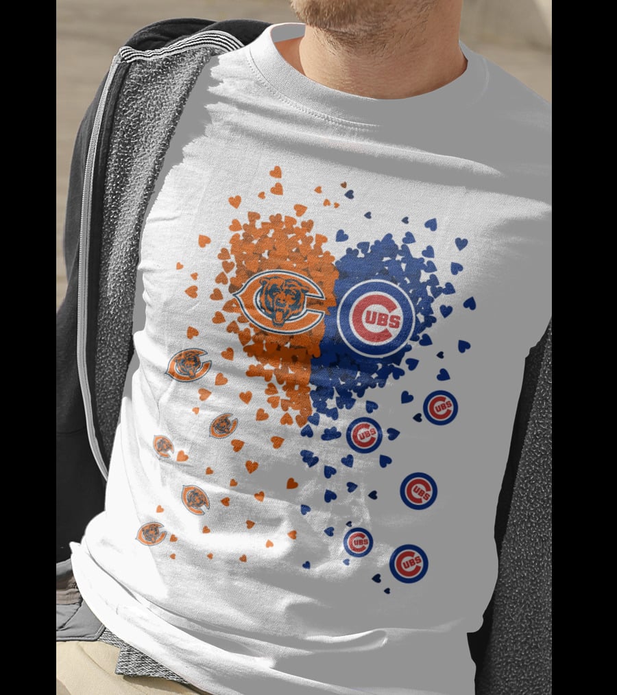 Heart Bears Cubs Chicago Bears And Chicago Cubs Logos And Heart T-Shirt