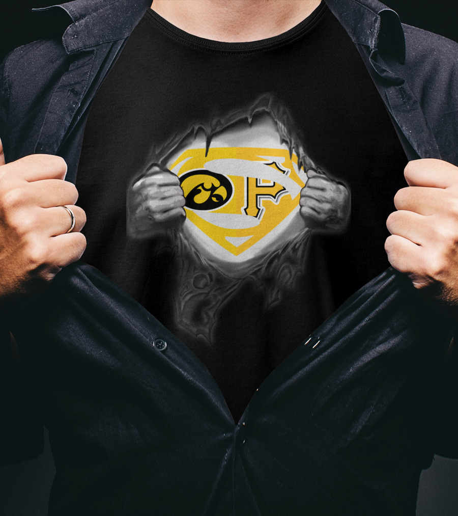 Hawkeyes Pittsburgh Pirates Superman Logo Fusion T-Shirt