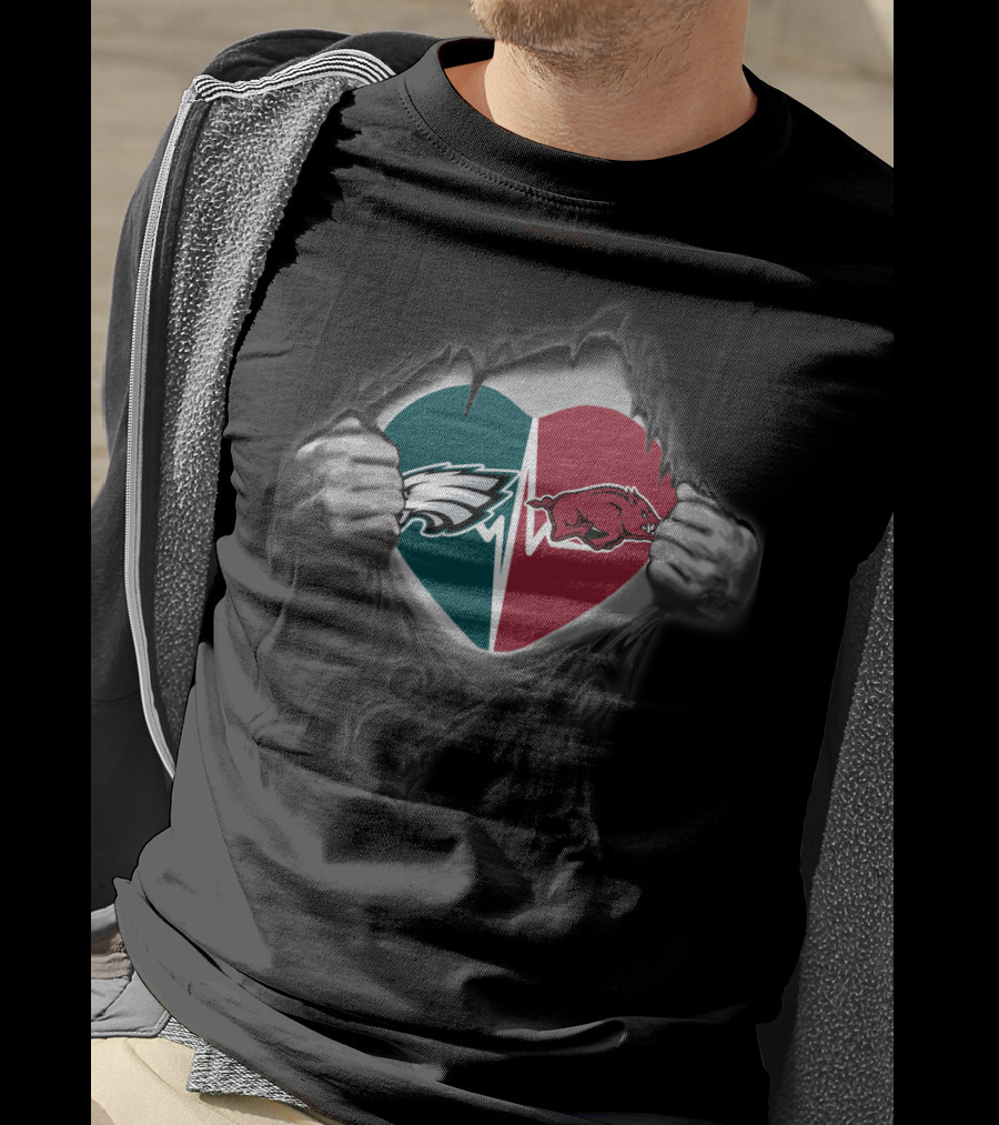 Philadelphia Eagles Arkansas Razorbacks Heart Logo Fan Merger T-Shirt
