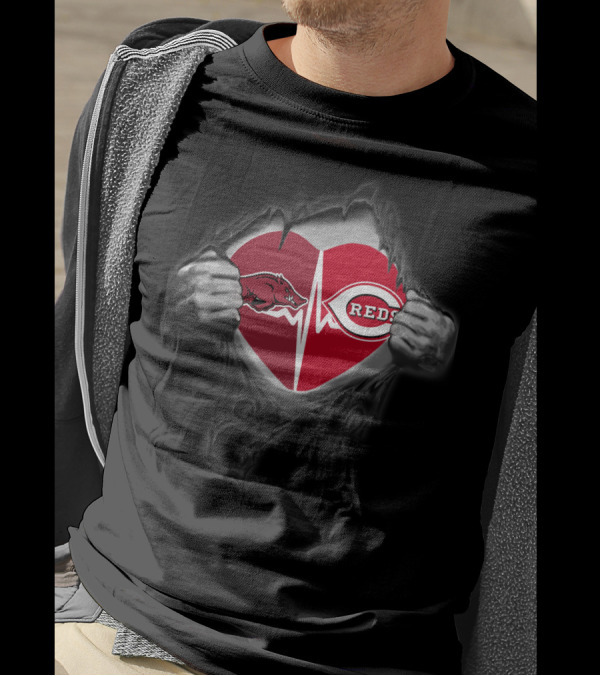 Arkansas Razorbacks Cincinnati Reds Heartbeat T-Shirt