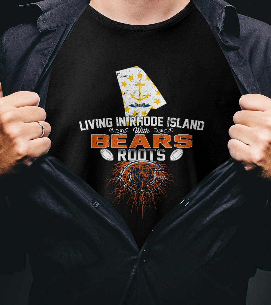 Living In Rhode Island With Bears Roots Football Anchor And Stars Map T-Shirt