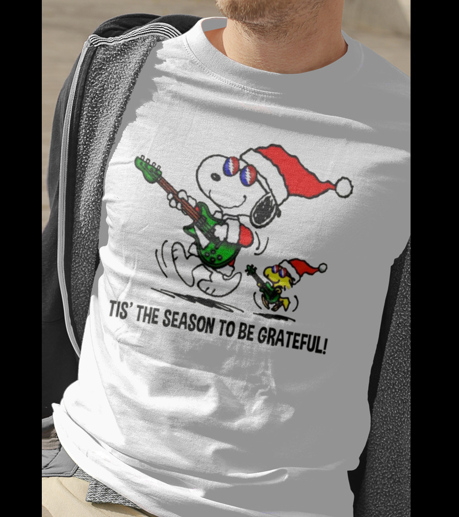 'Tis The Season To Be Grateful Snoopy Grateful Dead Santa Hat Guitar T-Shirt