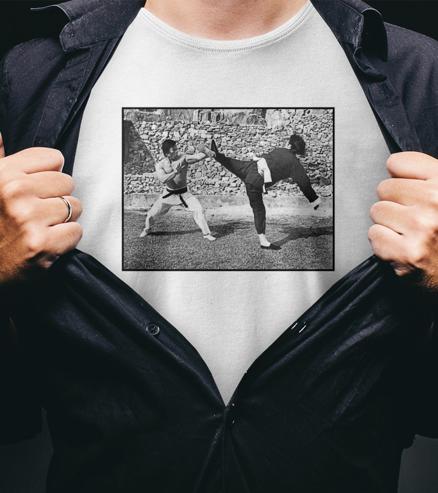 Enter The Dragon Martial Arts Standoff Scene T-Shirt