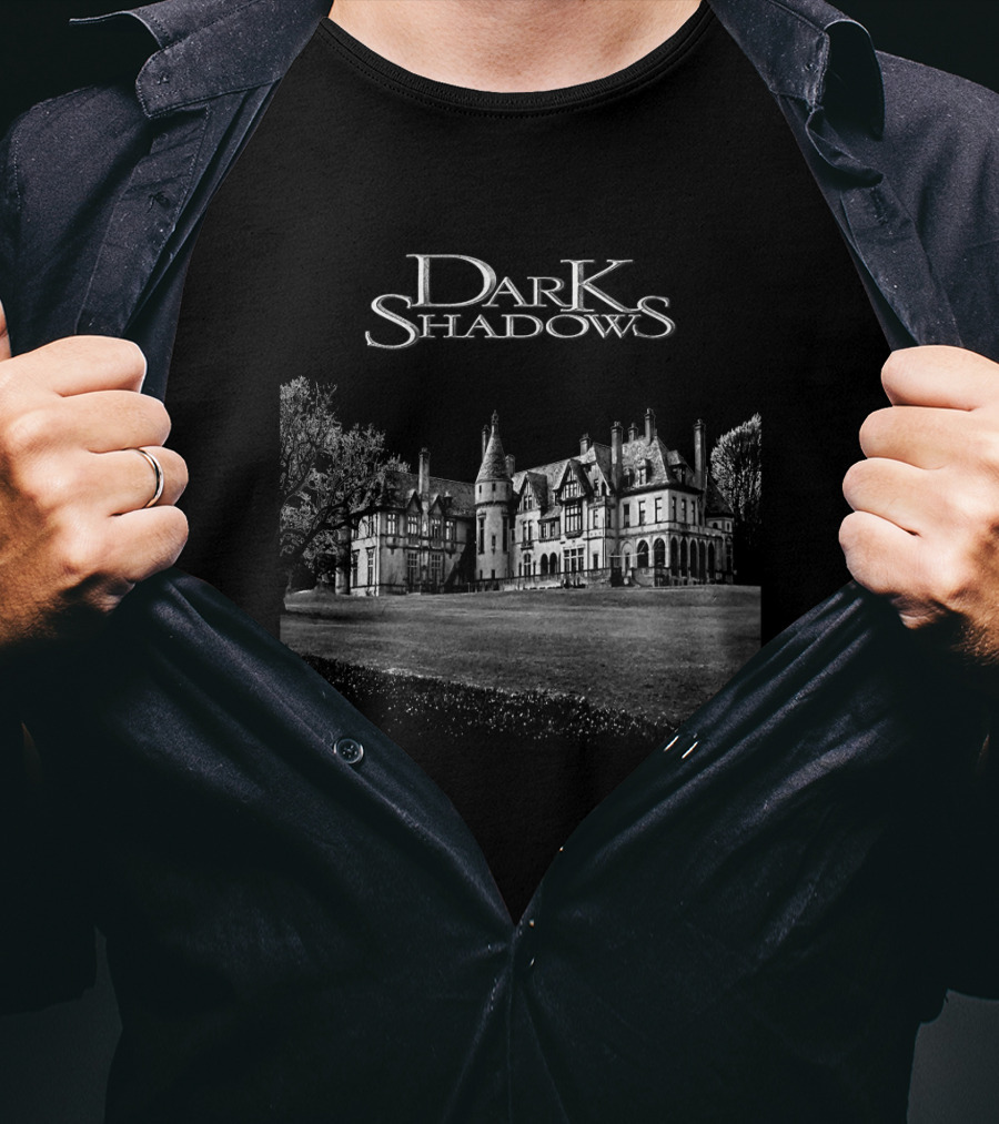 Dark Shadows Gothic Mansion Scene T-Shirt