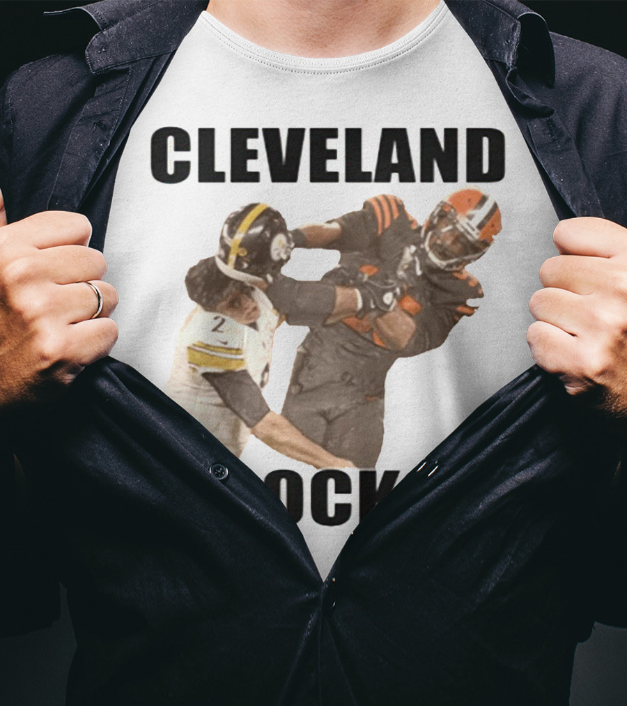 Cleveland Rocks Rudolph Started It Football Rivalry Clash T-Shirt