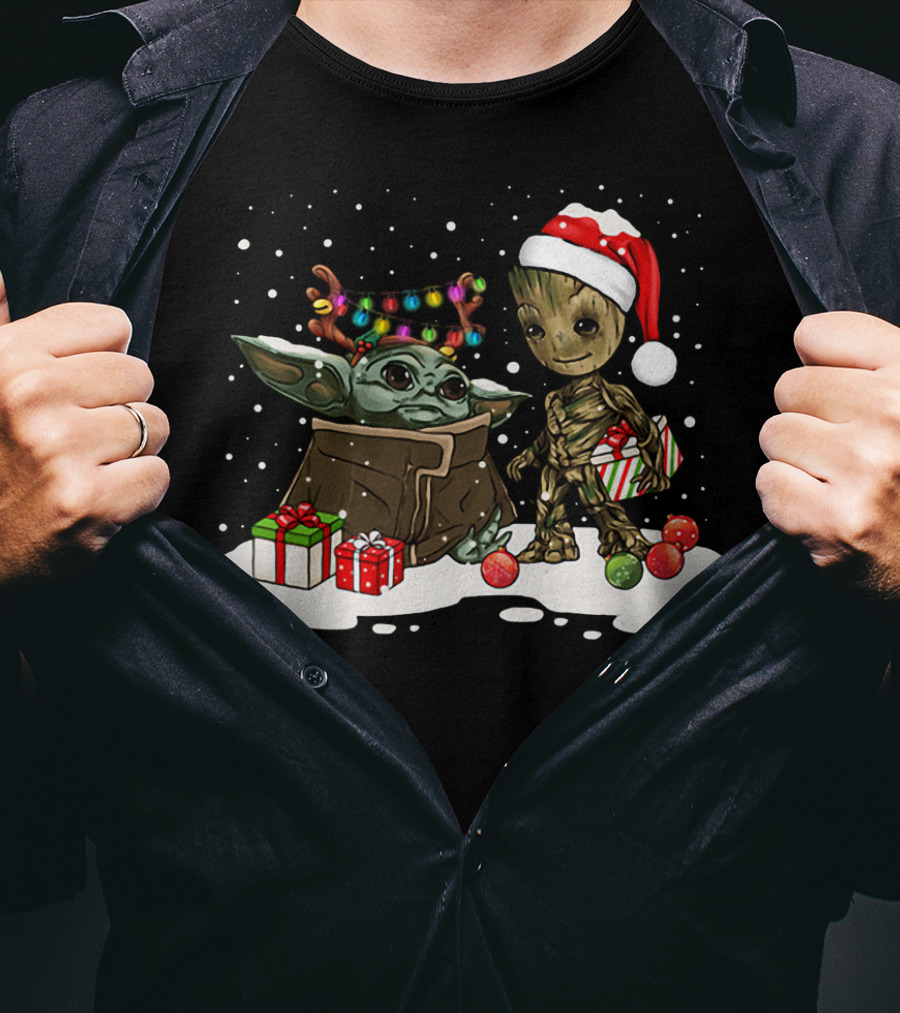 Baby Yoda And Baby Groot Christmas Santa Hat Lights T-Shirt