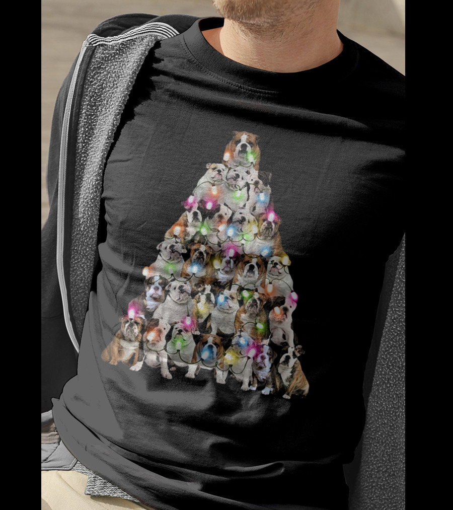 Bulldog Christmas Tree Festive Lights Pyramid T-Shirt