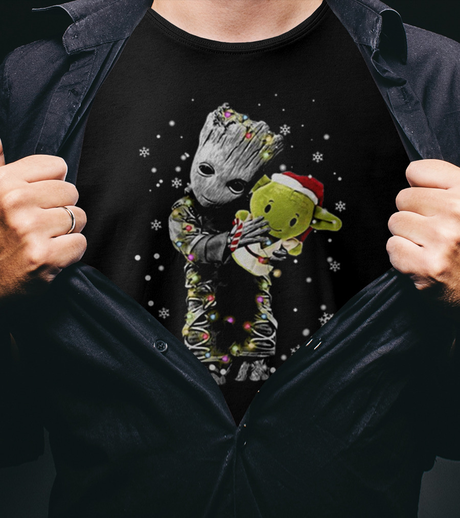 Baby Groot Hugging Baby Yoda Christmas Lights Snowflakes T-Shirt