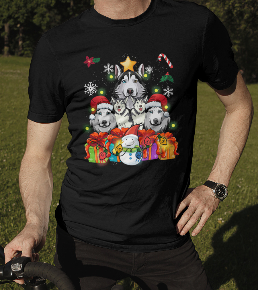 Siberian Husky Christmas Tree Decor With Snowflakes, Candy Cane, Snowman, And Presents T-Shirt