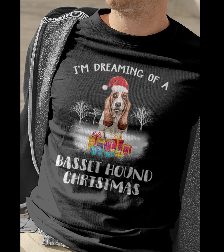 I'm Dreaming Of A Basset Hound Christmas T-Shirt