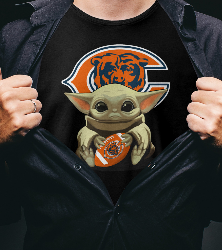 Baby Yoda Chicago Bears Football T-Shirt