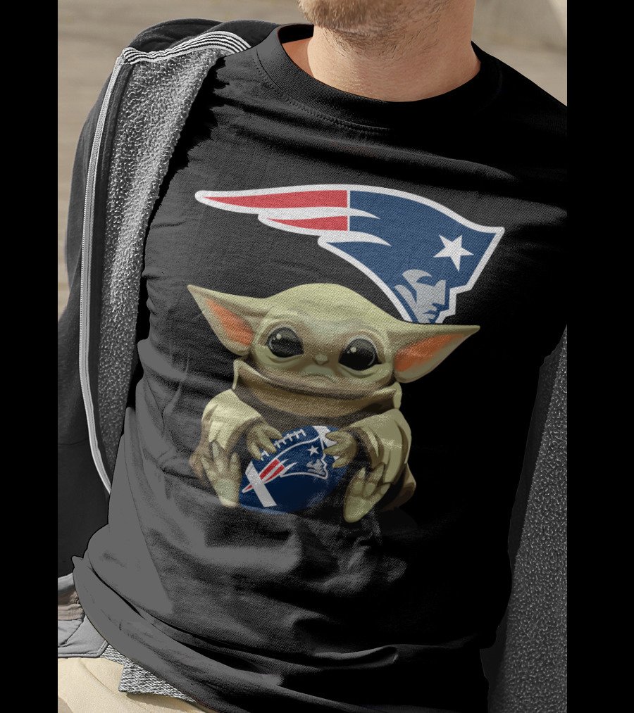 Yoda Baby Patriots Football Star Wars Crossover T-Shirt