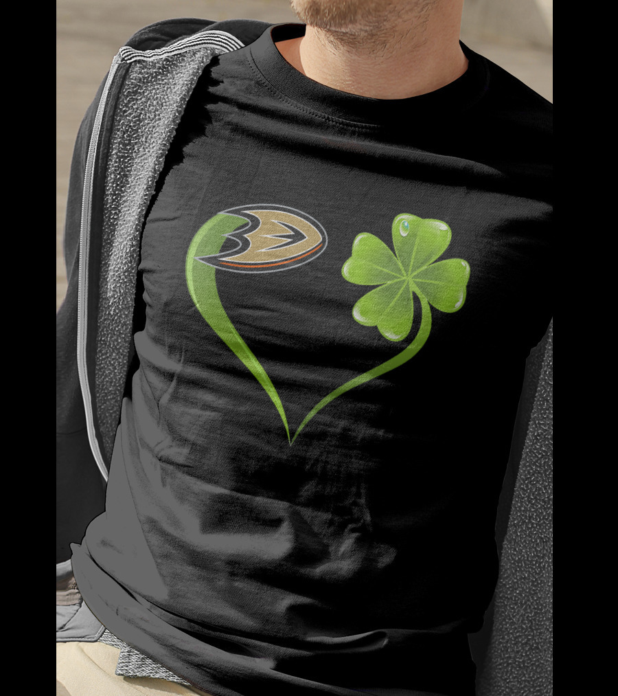 St Patrick's Day Anaheim Ducks Shamrock Heart T-Shirt