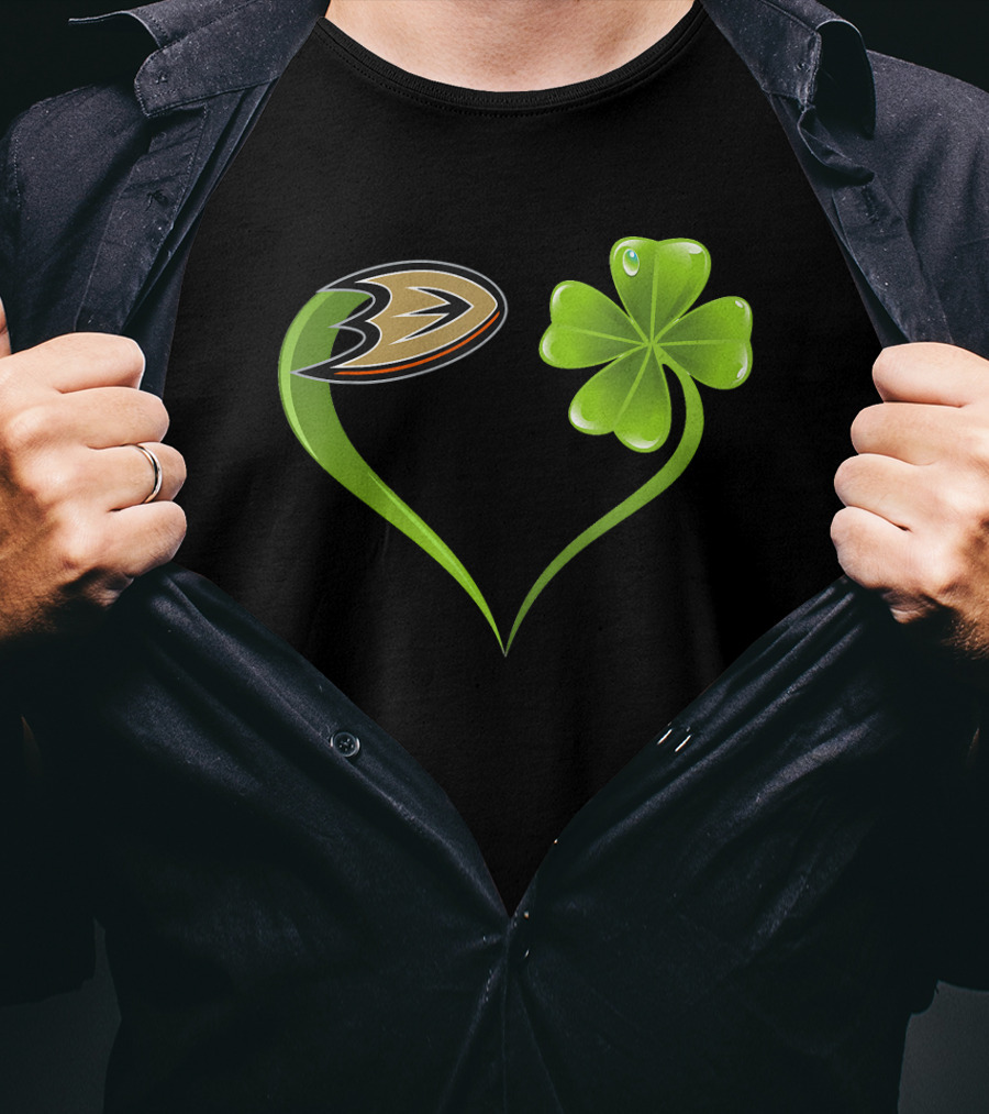 St Patrick's Day Anaheim Ducks Shamrock Heart T-Shirt