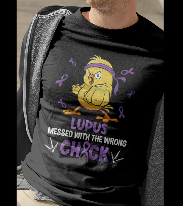 Lupus Messed With The Wrong Chick Purple Ribbon Fighting Bird T-Shirt