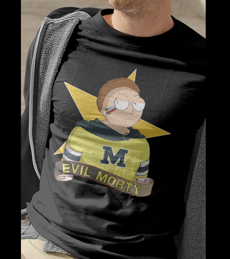 Evil Morty M Star Patch And Scroll Banner T-Shirt