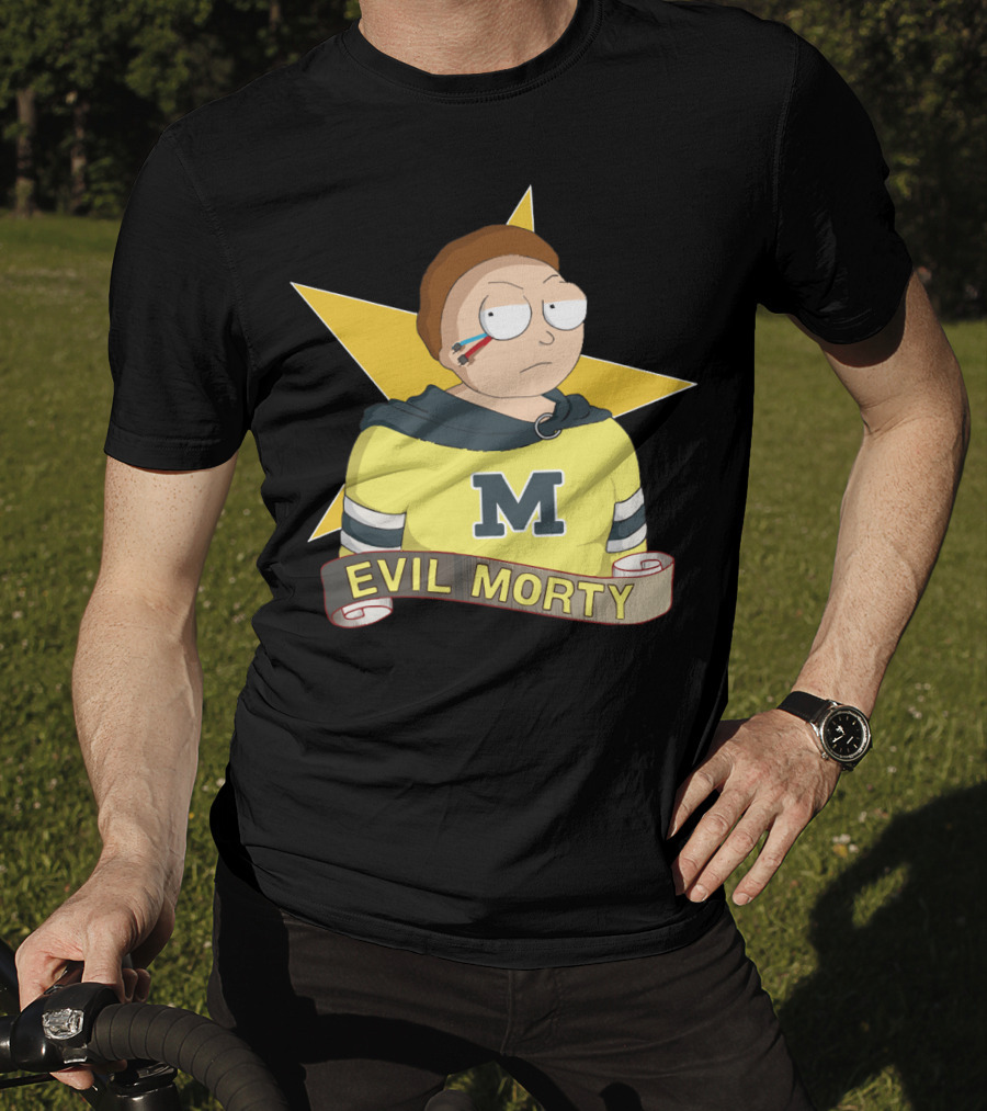 Evil Morty M Star Patch And Scroll Banner T-Shirt