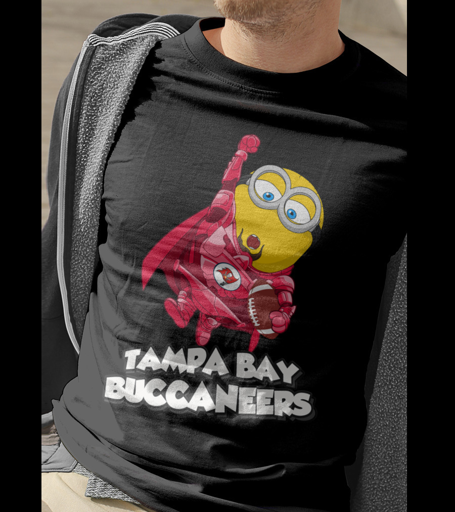 Tampa Bay Buccaneers Minion Football Crossover T-Shirt
