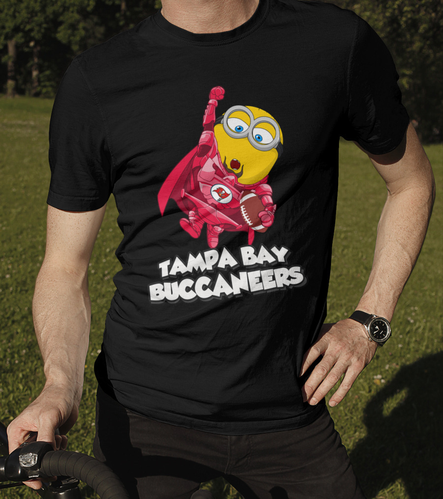 Tampa Bay Buccaneers Minion Football Crossover T-Shirt