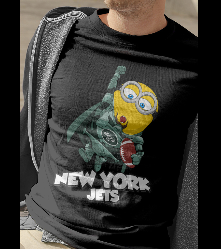 New York Jets Minion Superhero Holding Football T-Shirt