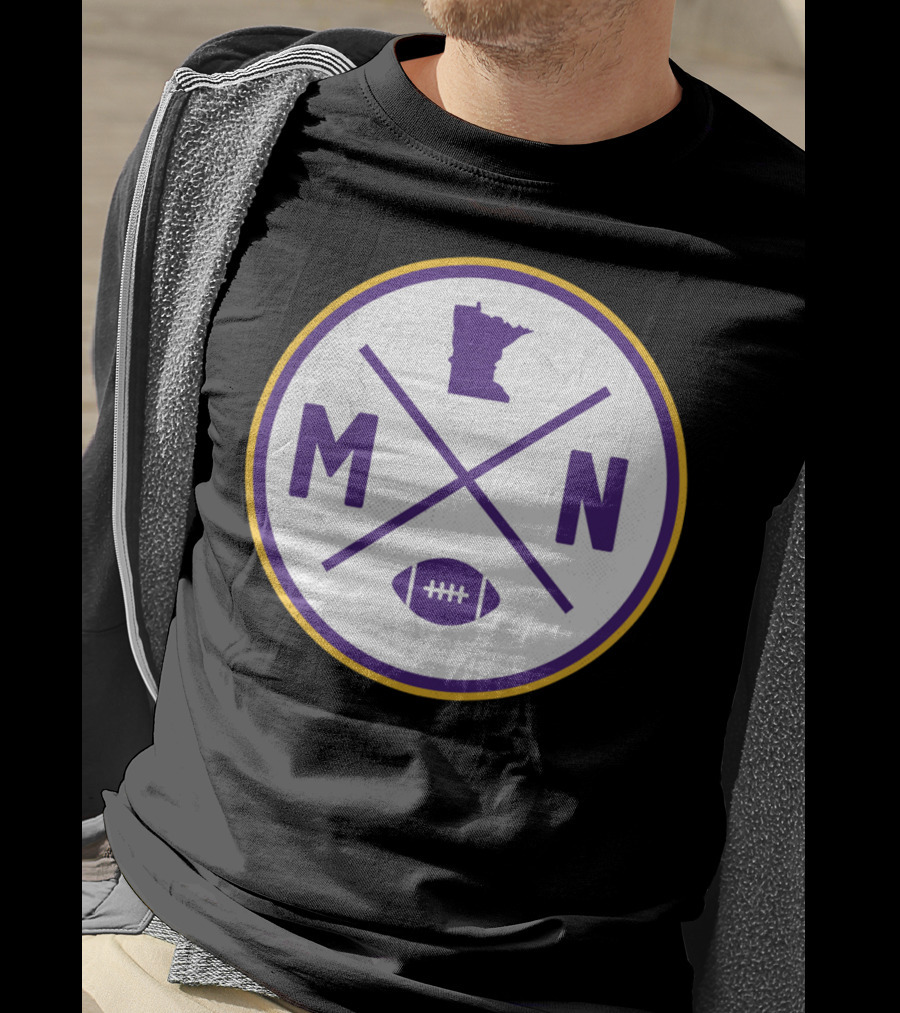 MN State Outline Minnesota Football Crossed Sticks Icon Purple Gold Circle T-Shirt