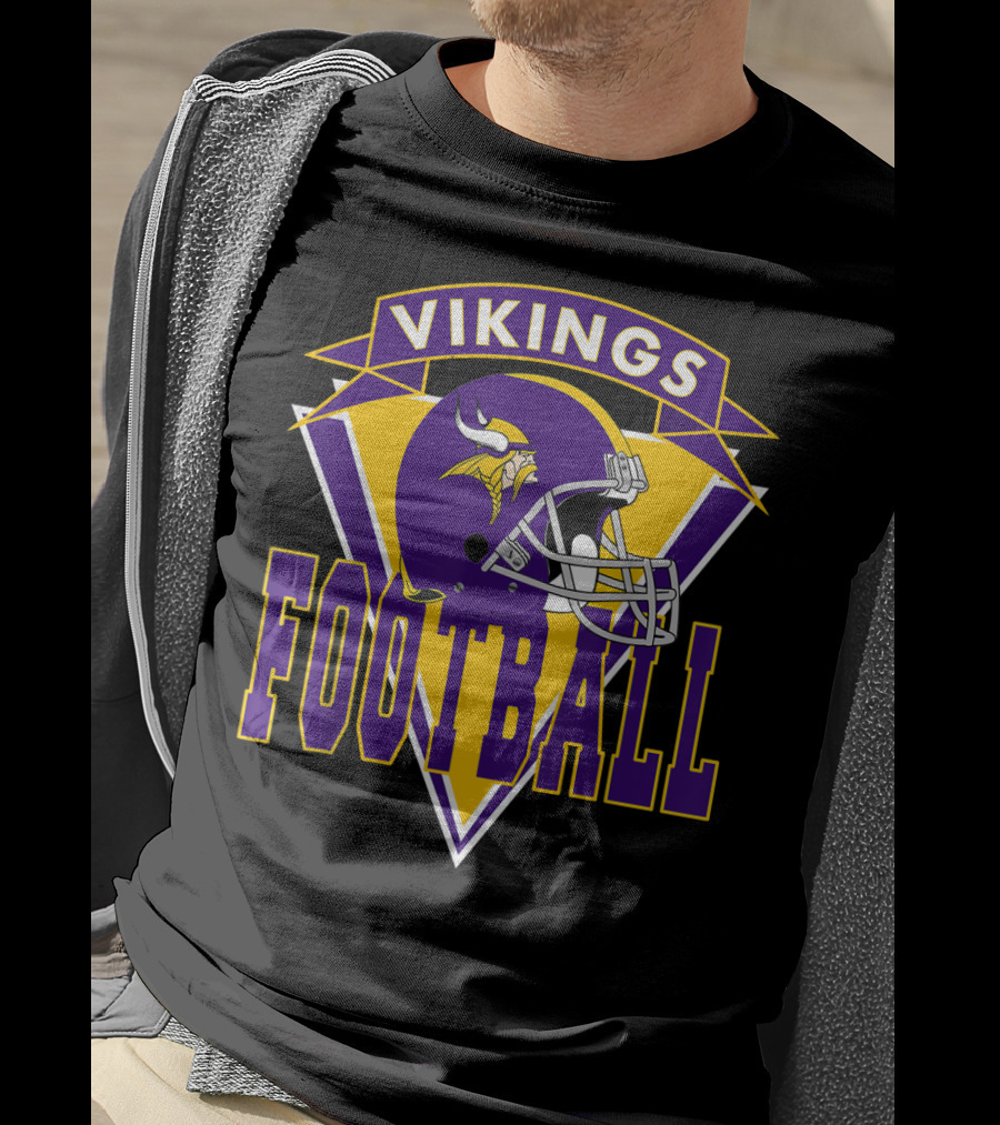 Vikings Football Helmet Badge MN Vikings T-Shirt
