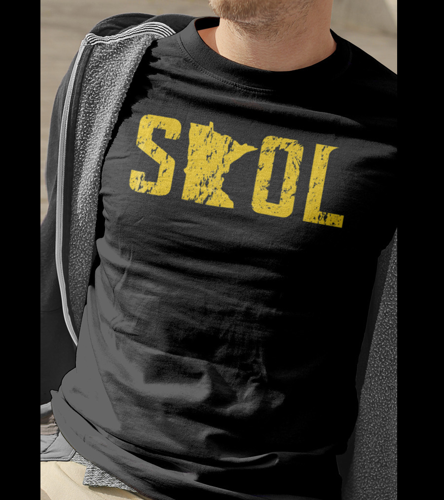 SKOL Minnesota Distressed Yellow Vintage Style Viking Purple And Yellow T-Shirt
