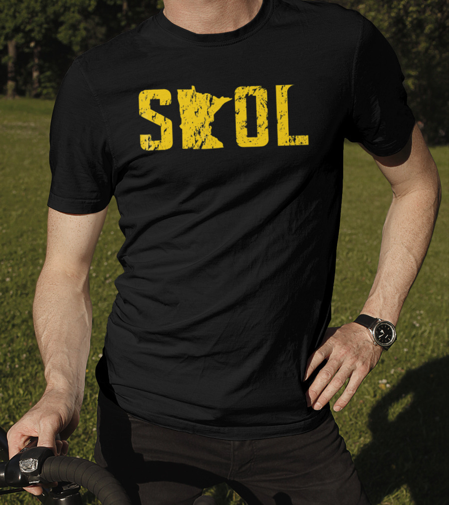 SKOL Minnesota Distressed Yellow Vintage Style Viking Purple And Yellow T-Shirt