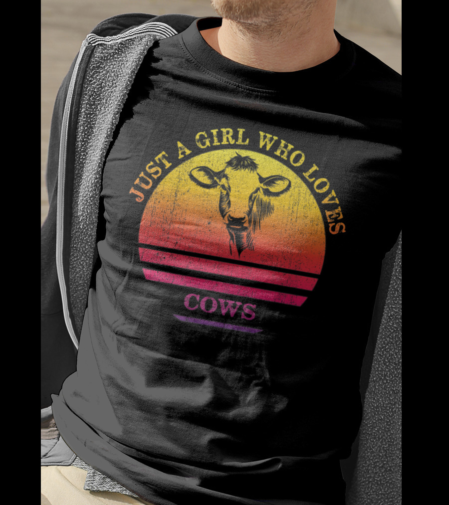 Just A Girl Who Loves Cows Sunset Vintage Cow Retro Pastel Sunset T-Shirt