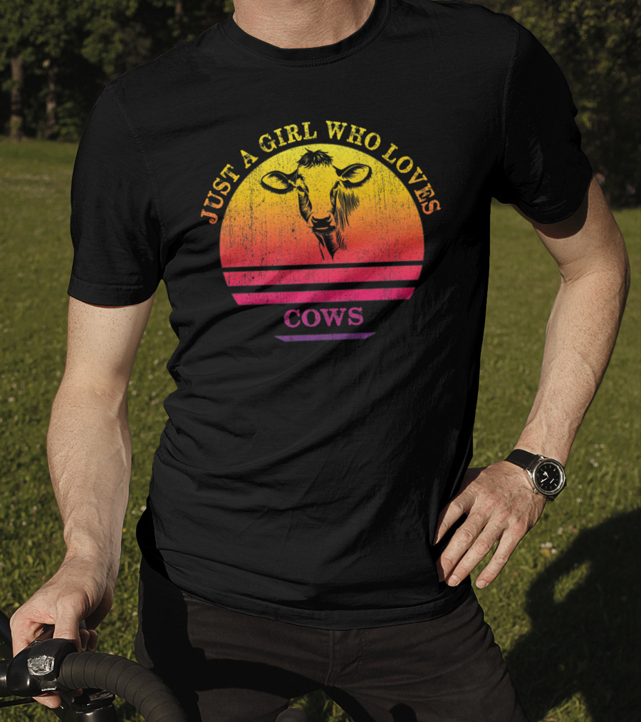 Just A Girl Who Loves Cows Sunset Vintage Cow Retro Pastel Sunset T-Shirt